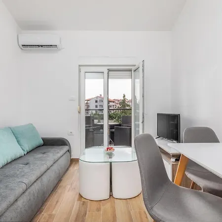 Andrea Appartement *